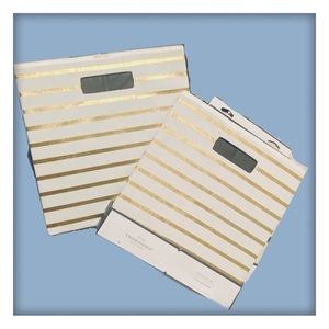 Two large size storage cubes